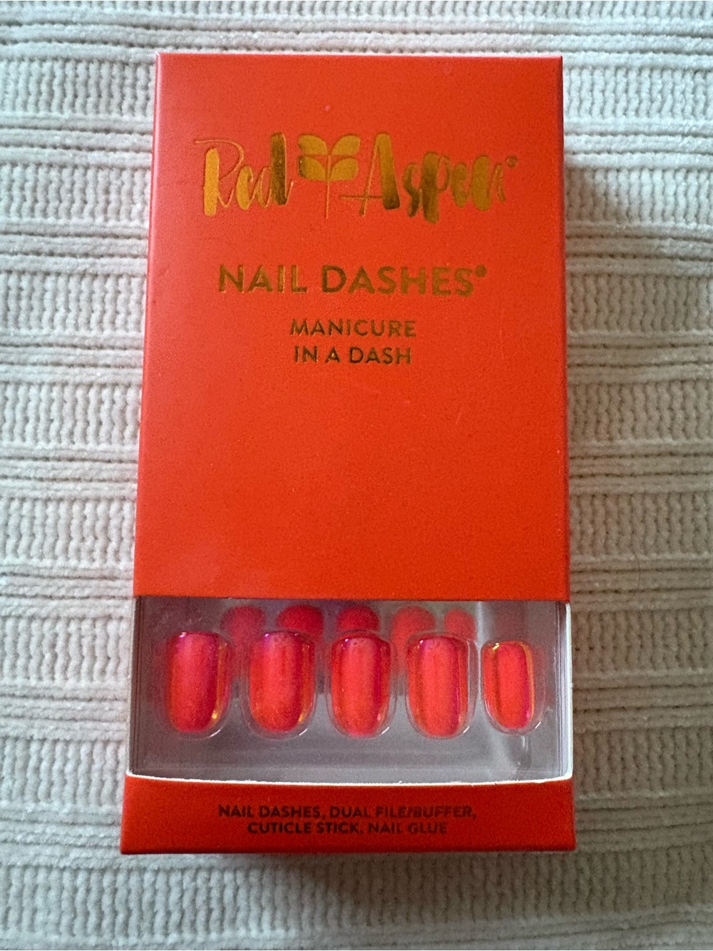 Red Aspen Nail Dashes Press-On Nails in ChromeOrange Coral Katie Catches Rays